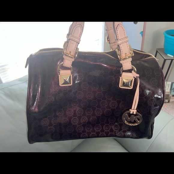 ‼️ Authentic Micheal Kors Purse ‼️ - Picture 2 of 3